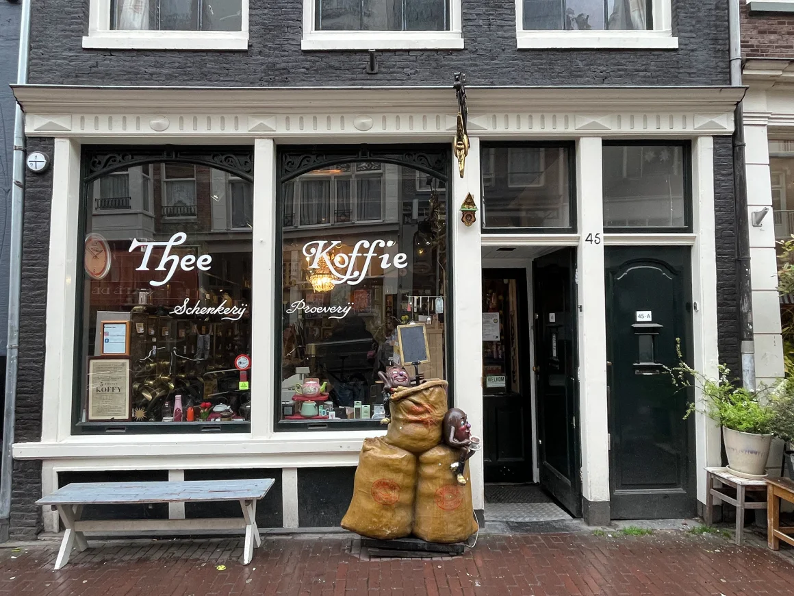 kedai-bersejarah-di-amsterdam-terancam-gulung-tikar-akibat-dampak-pariwisata